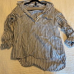 Linen Eileen Fisher top